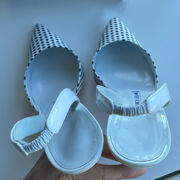 Manolo Blahnik Slingback / Brand New - Picture 2 of 4